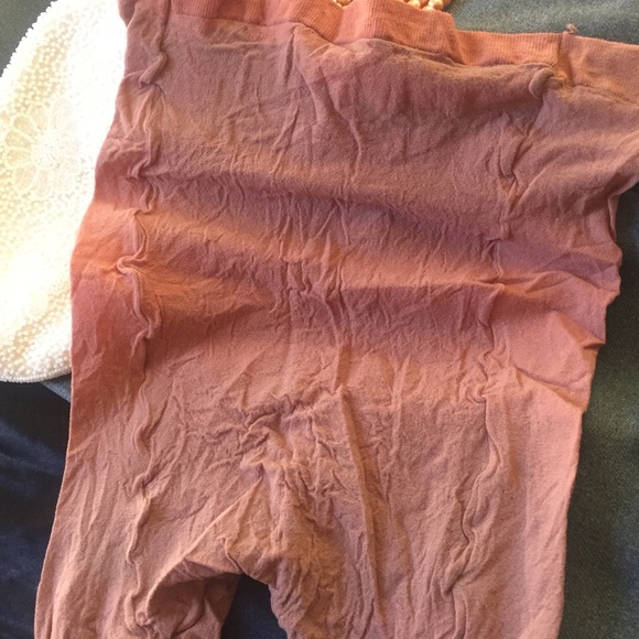 VTG Nylons - Picture 3 of 8